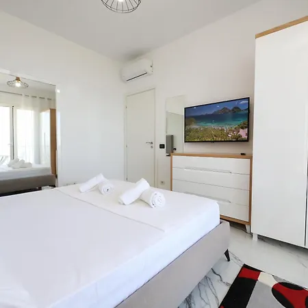 Jimi Apartment